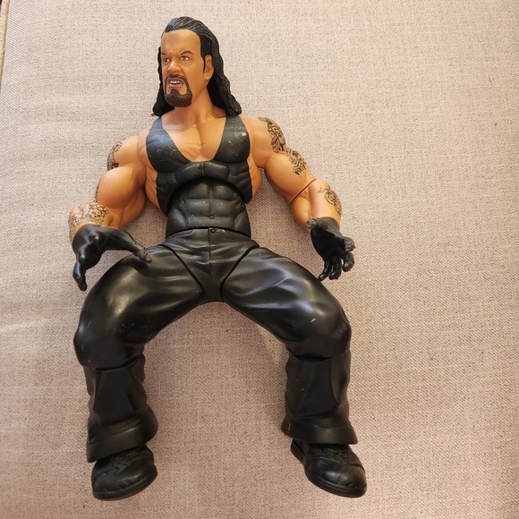 Other - WWE Ring Giants Undertaker 2005 Movable Wrester Action Figure Jakks Pacific 14"